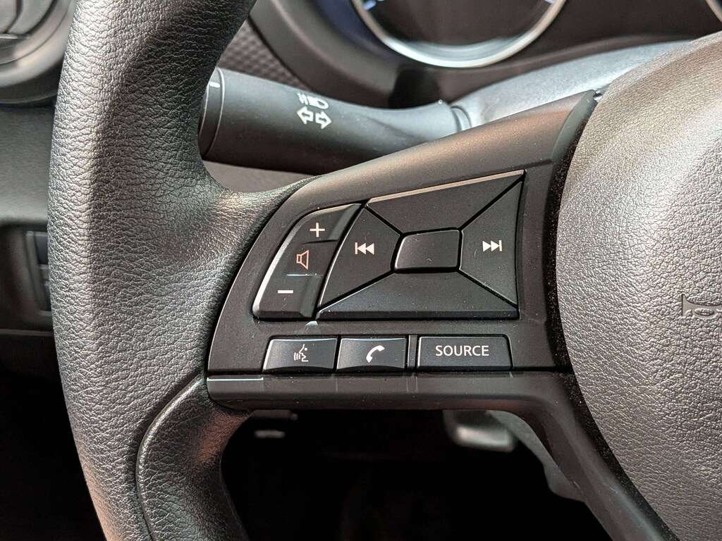 Nissan Kicks 2024 Bleu Val-David - photo #14