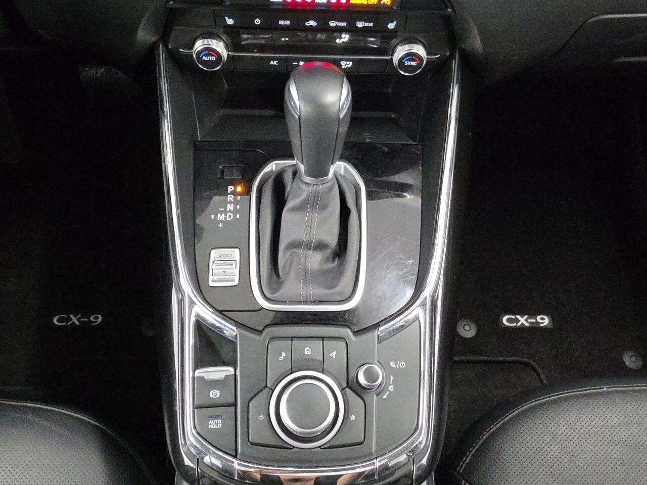 Mazda CX-9 2023 Blanc Val-David - photo #11