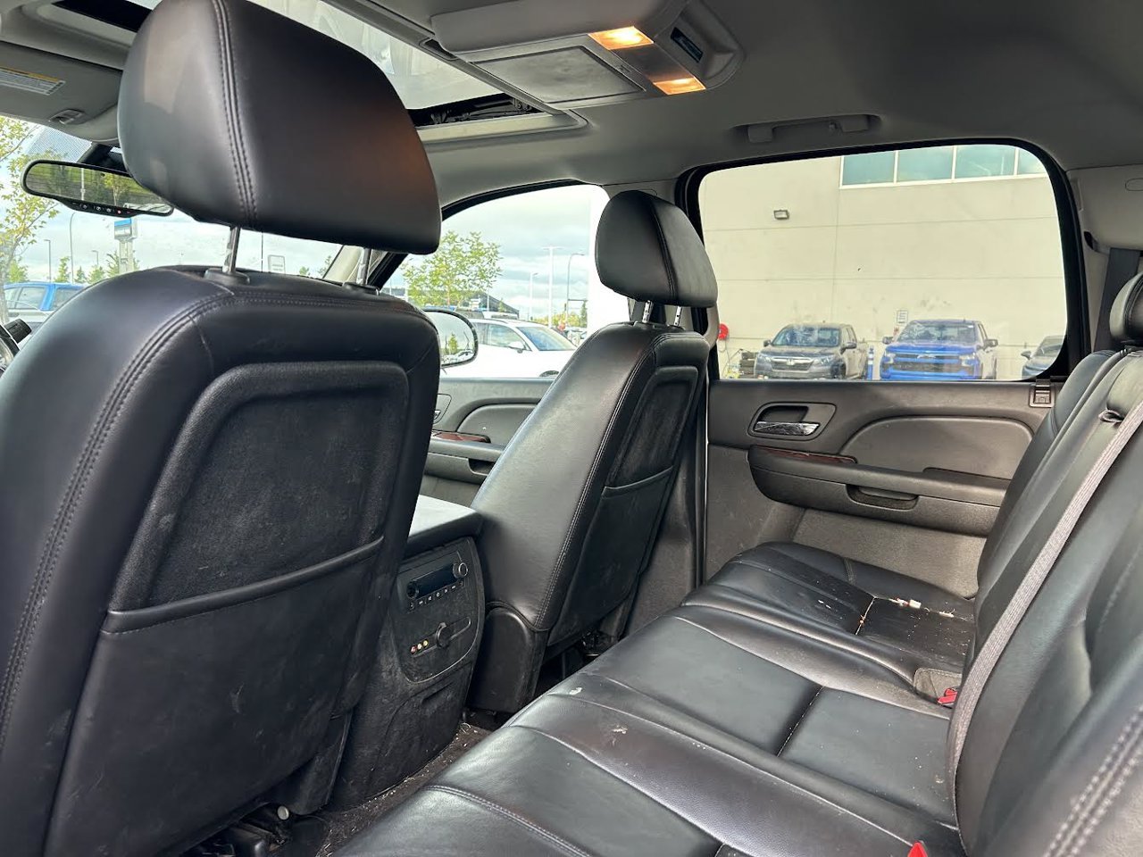 2009 Chevrolet Silverado 1500 4WD Crew Cab 143.5 LTZ White Sherwood Park - photo #5