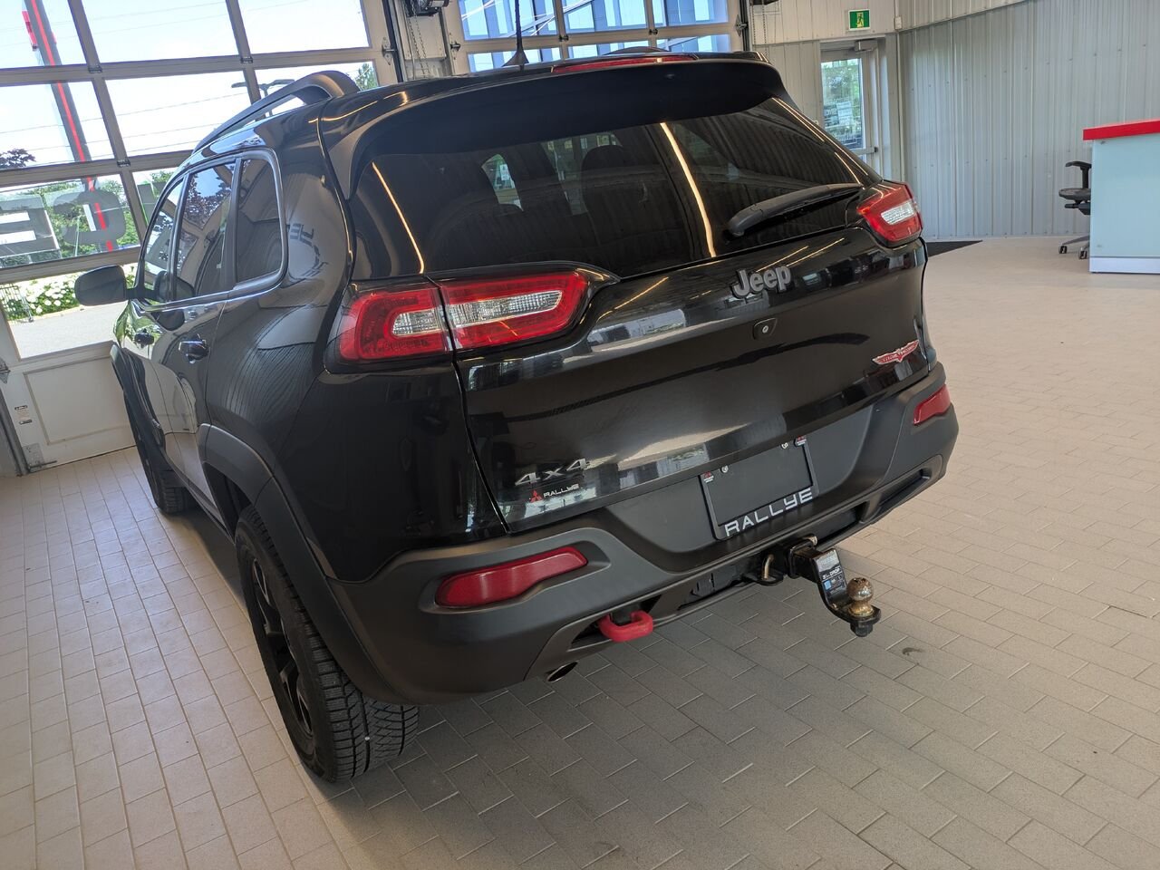 Jeep Cherokee 2017 Noir Gatineau - photo #17