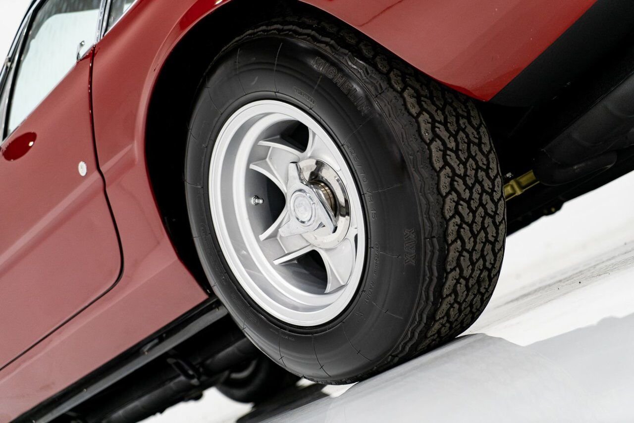 1973 Ferrari 365 GTB4 Daytona 18,301 miles With Orig Books/Tools/ Carbs / Filter Box Red Montreal - photo #91