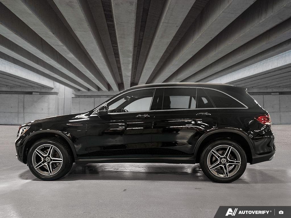 2021 Mercedes-Benz GLC 300 2601673A | GLC 300 Black Edmonton - photo #2