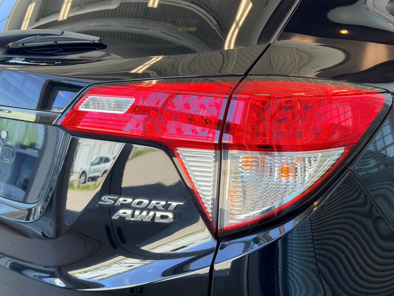 Honda HR-V 2021 Noir Notre-Dame-des-Prairies - photo #10