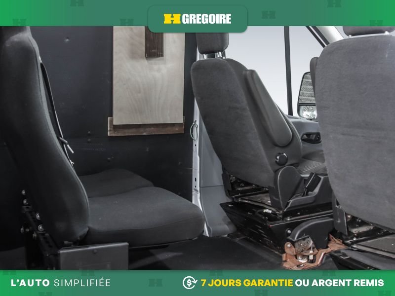 2019 Ford TRANSIT White Blainville - photo #22