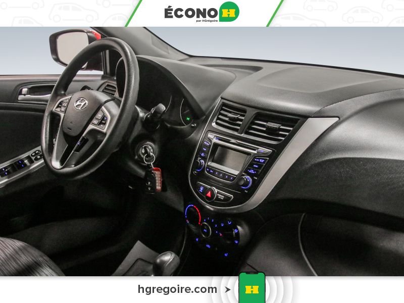2016 Hyundai Accent Red Blainville - photo #26
