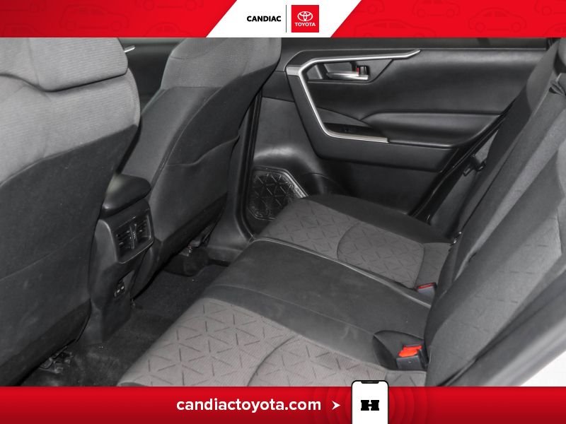 2022 Toyota Rav 4 White Blainville - photo #30
