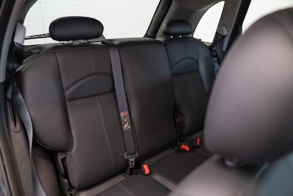 2004 Chrysler PT Cruiser Black Montreal - photo #26