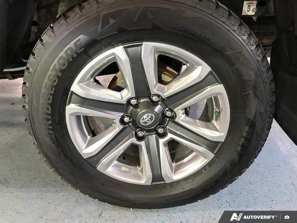 2019 Toyota Tacoma 2600804A | Limited Black Edmonton - photo #5