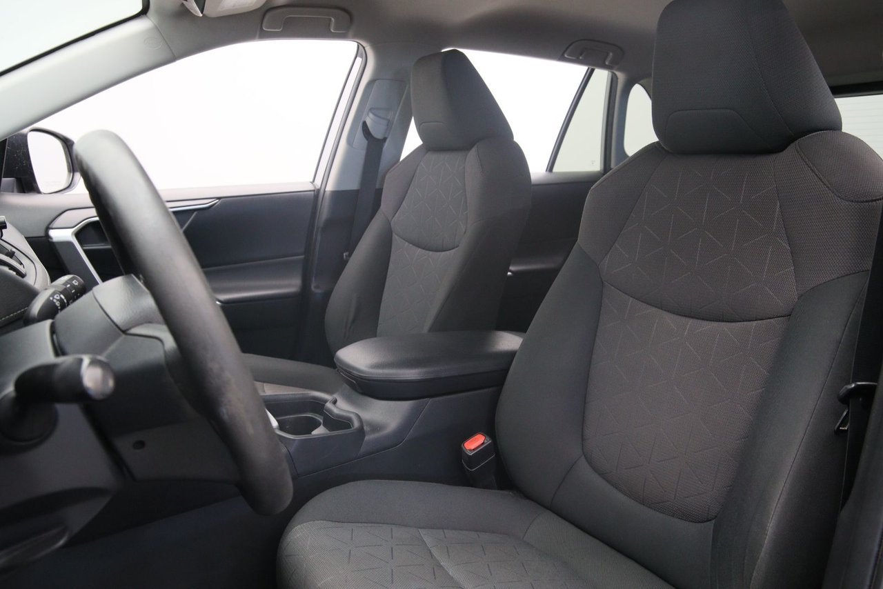 2020 Toyota RAV4 VIN 2T3B1RFV8LC078251 Grey Chicoutimi - photo #5