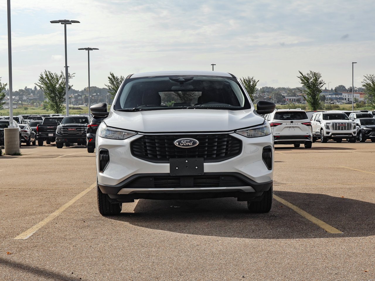 2025 Ford Escape Active AWD White Sherwood Park - photo #2