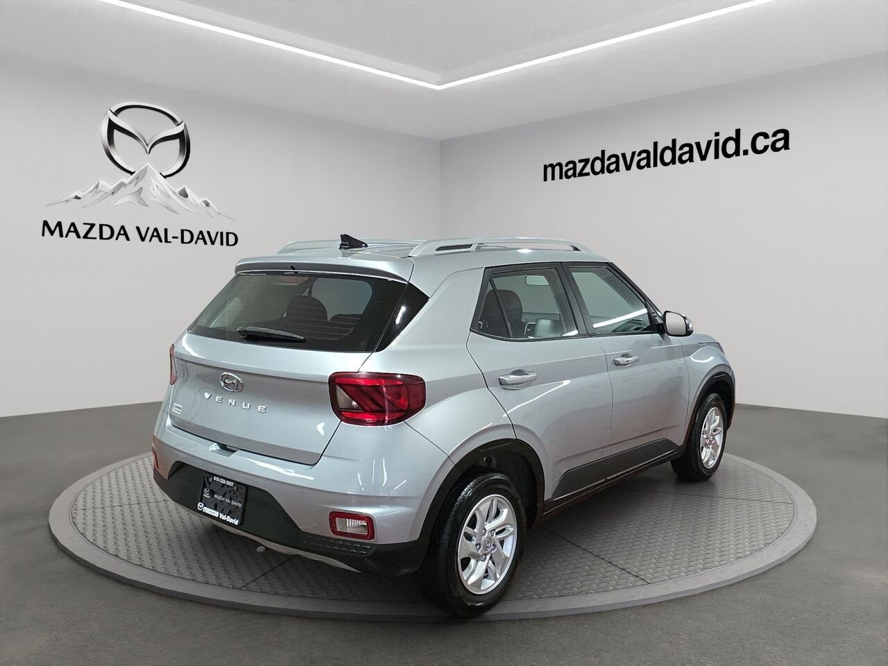 Hyundai Venue Preferred IVT, volant chauffant, commande audio au volant, Apple Carplay 2021 Argent Val-David - photo #21