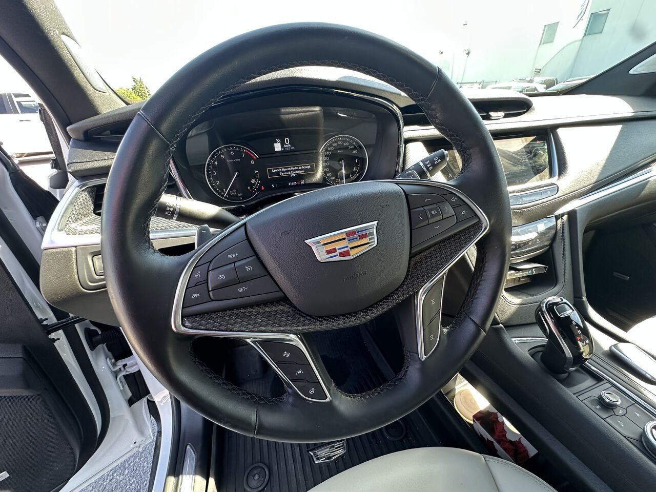 2024 CADILLAC XT5 SPORT Traction intégrale, 4 portes Sport White Ottawa & Gatineau - photo #8