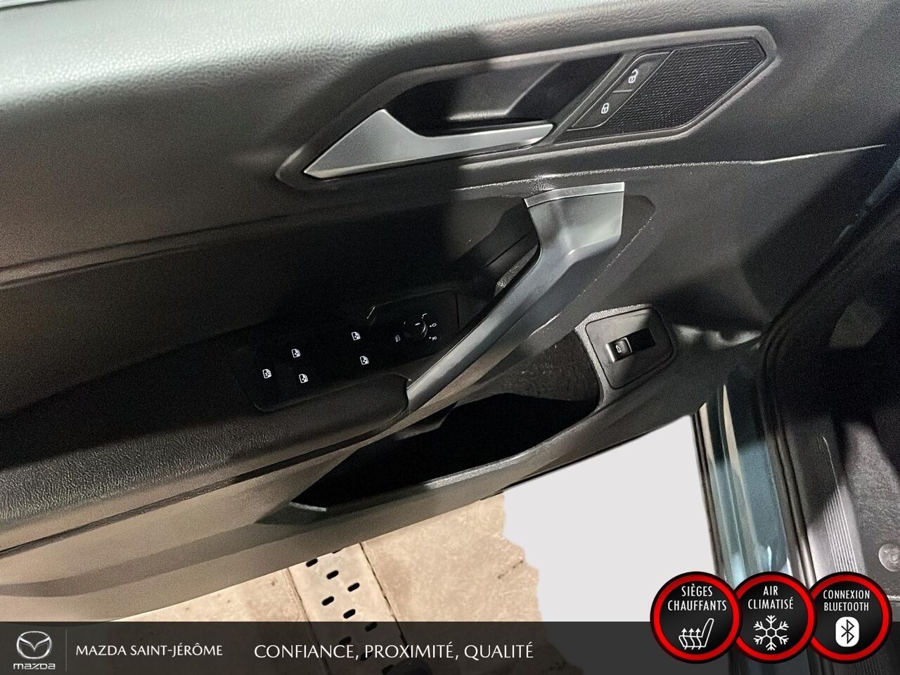 2021 Volkswagen Tiguan Comfortline | TOIT PANORAMIQUE | CUIR | 4MOTION | Grey Saint-Jérôme - photo #12