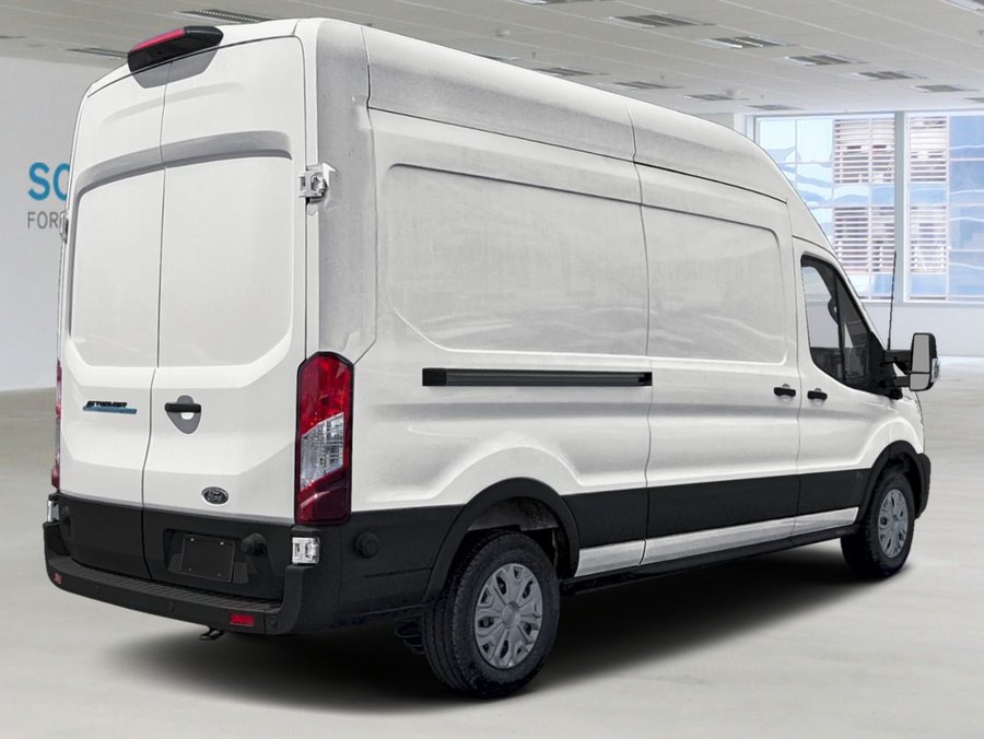 Ford E-Transit fourgonnette utilitaire 2026 Blanc Oxford