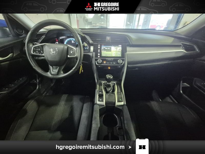 Honda Civic 2018 Bleu Blainville - photo #21