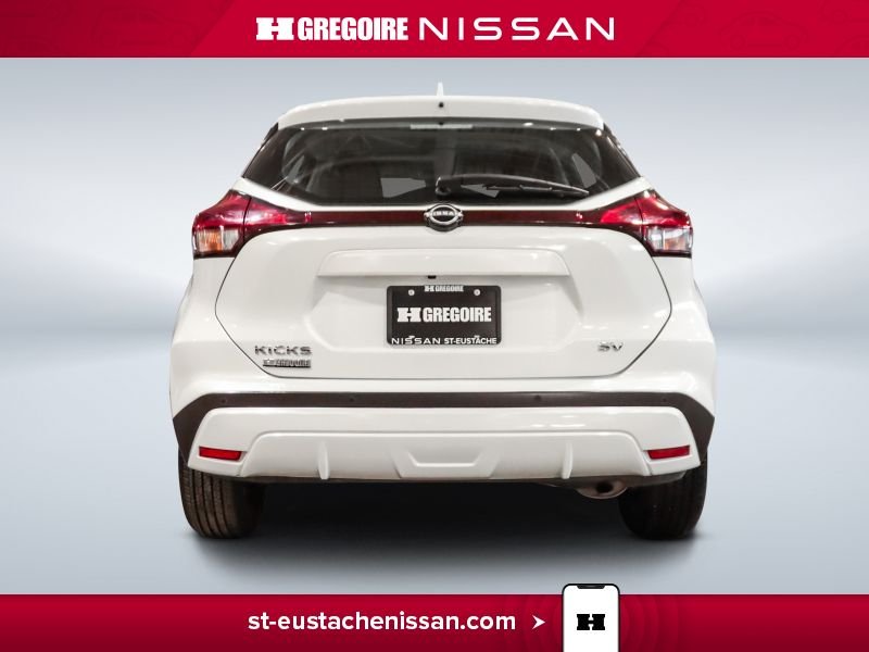 2024 Nissan Kicks White Saint-Eustache - photo #8