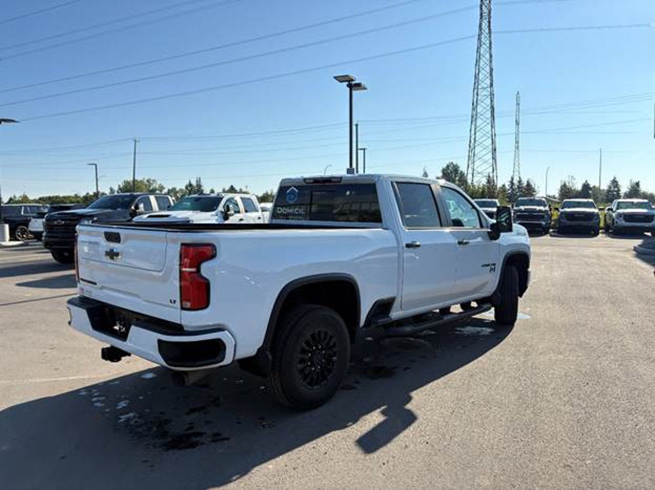 2024 Chevrolet Silverado 2500HD 4WD Crew Cab 159 LT White Sherwood Park - photo #4