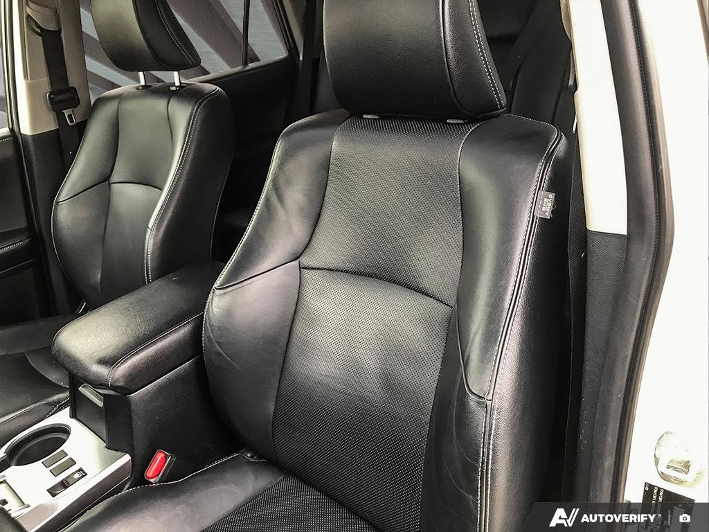 2017 Toyota 4Runner 2600678A | SR5 White Edmonton - photo #19