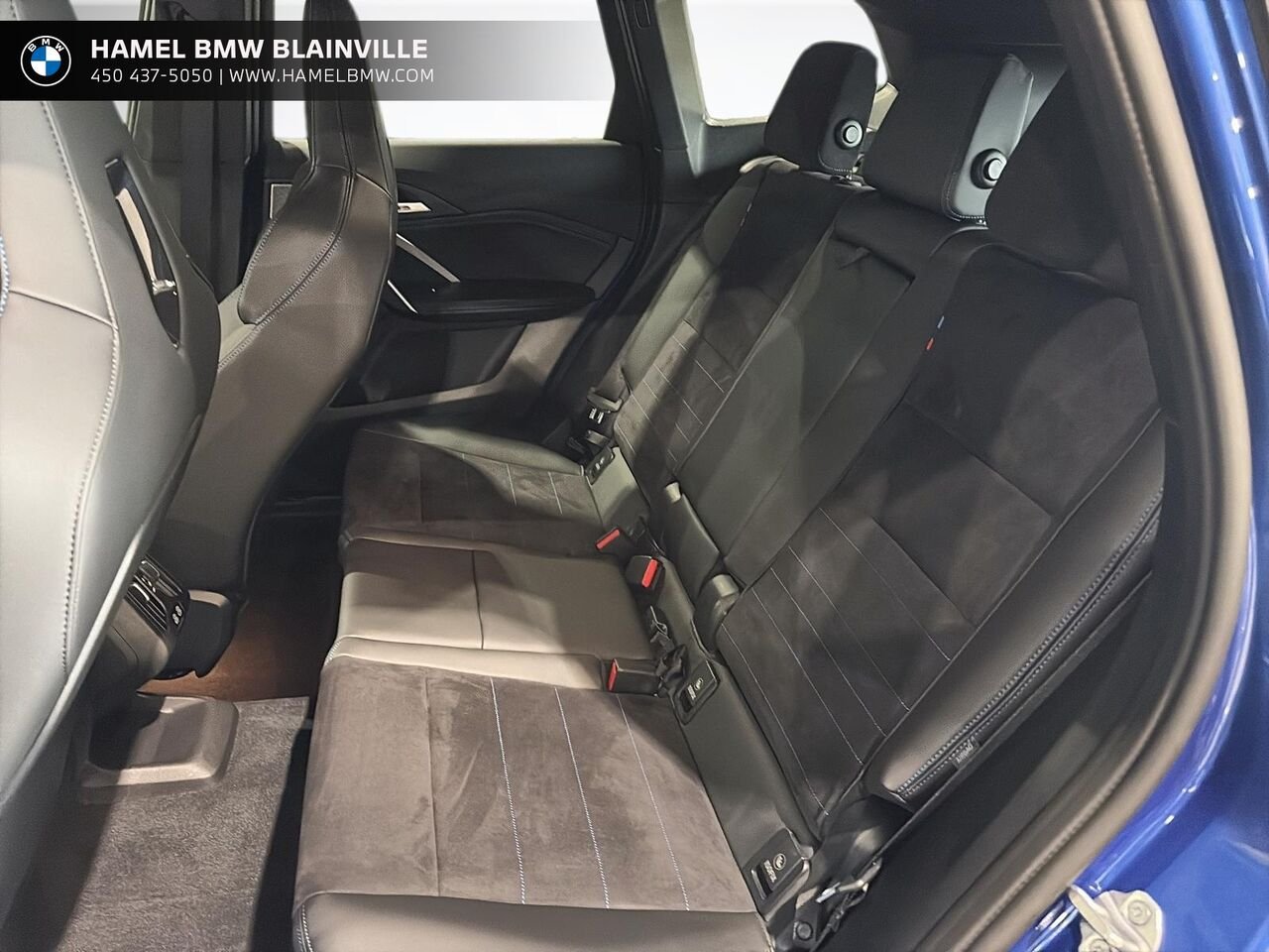 2025 BMW X1 M35i xDrive véhicule d'activités sportives Blue Blainville - photo #9
