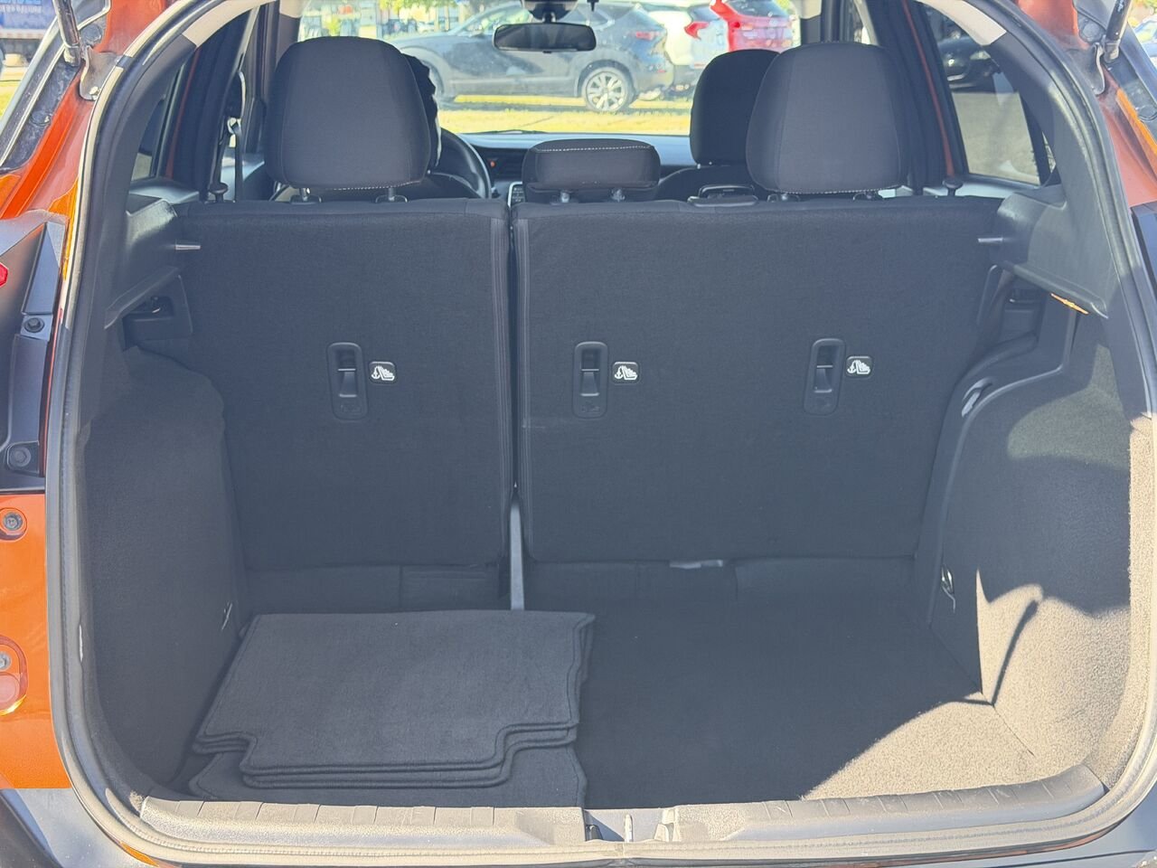 2020 Nissan Kicks Orange Ste-Marie - photo #8