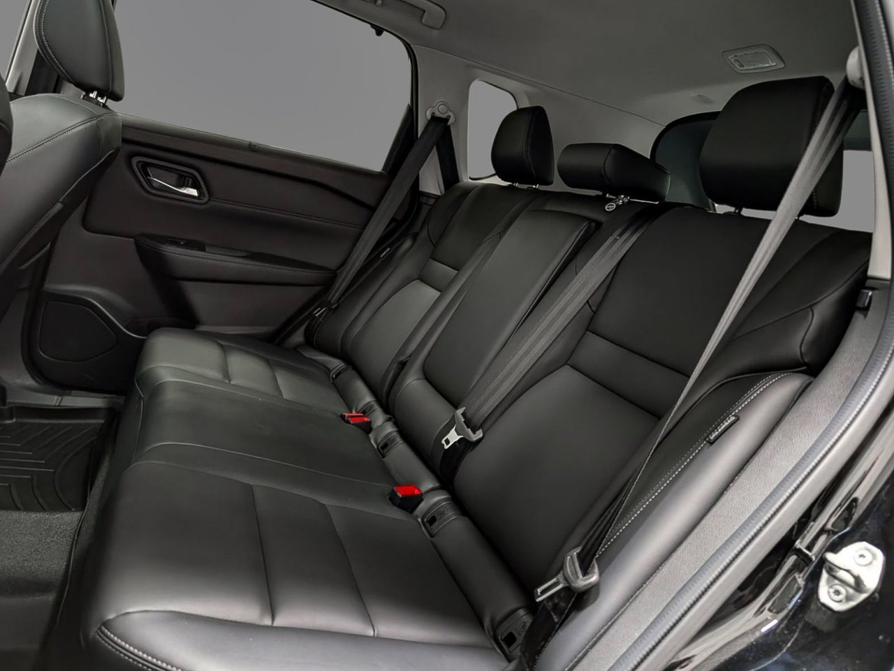 2023 Nissan Rogue SV avec ensemble Toit ouvrant Saint-Eustache - photo #11