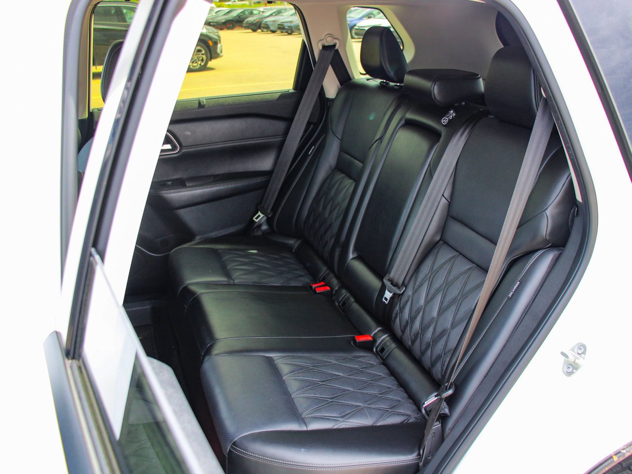 2024 Nissan Rogue AWD Platinum White Sherwood Park - photo #29