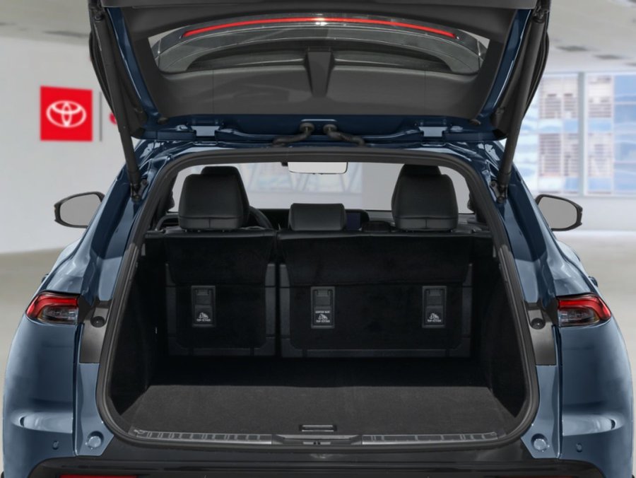 TOYOTA Crown Signia 2026 2026 Nuage orageux