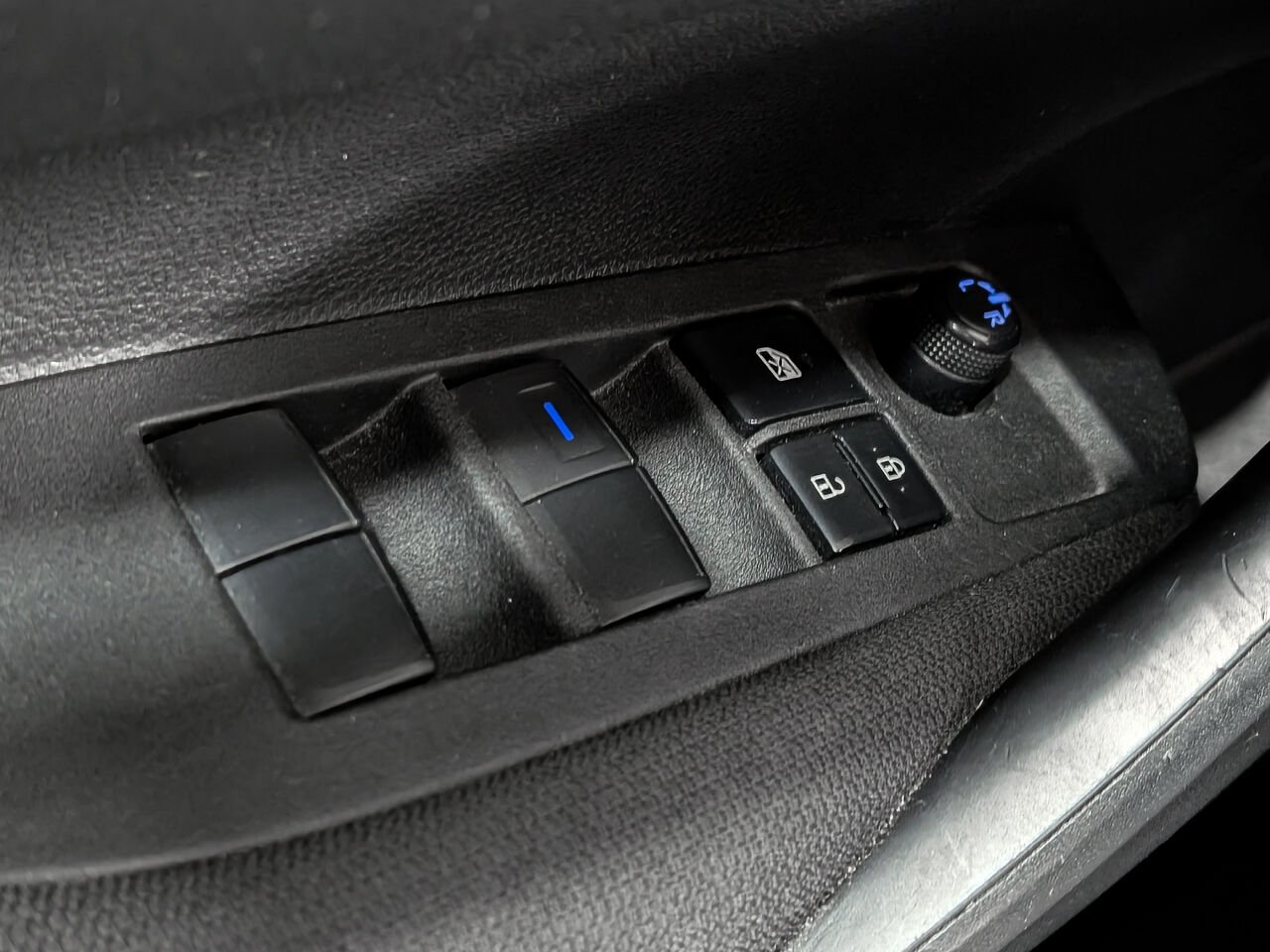 Toyota Corolla LE GR. AMÉLIORÉ VOLANT CHAUFFANTTOIT OUVRANT/MAGS 2022 Célestite Sherbrooke - photo #18