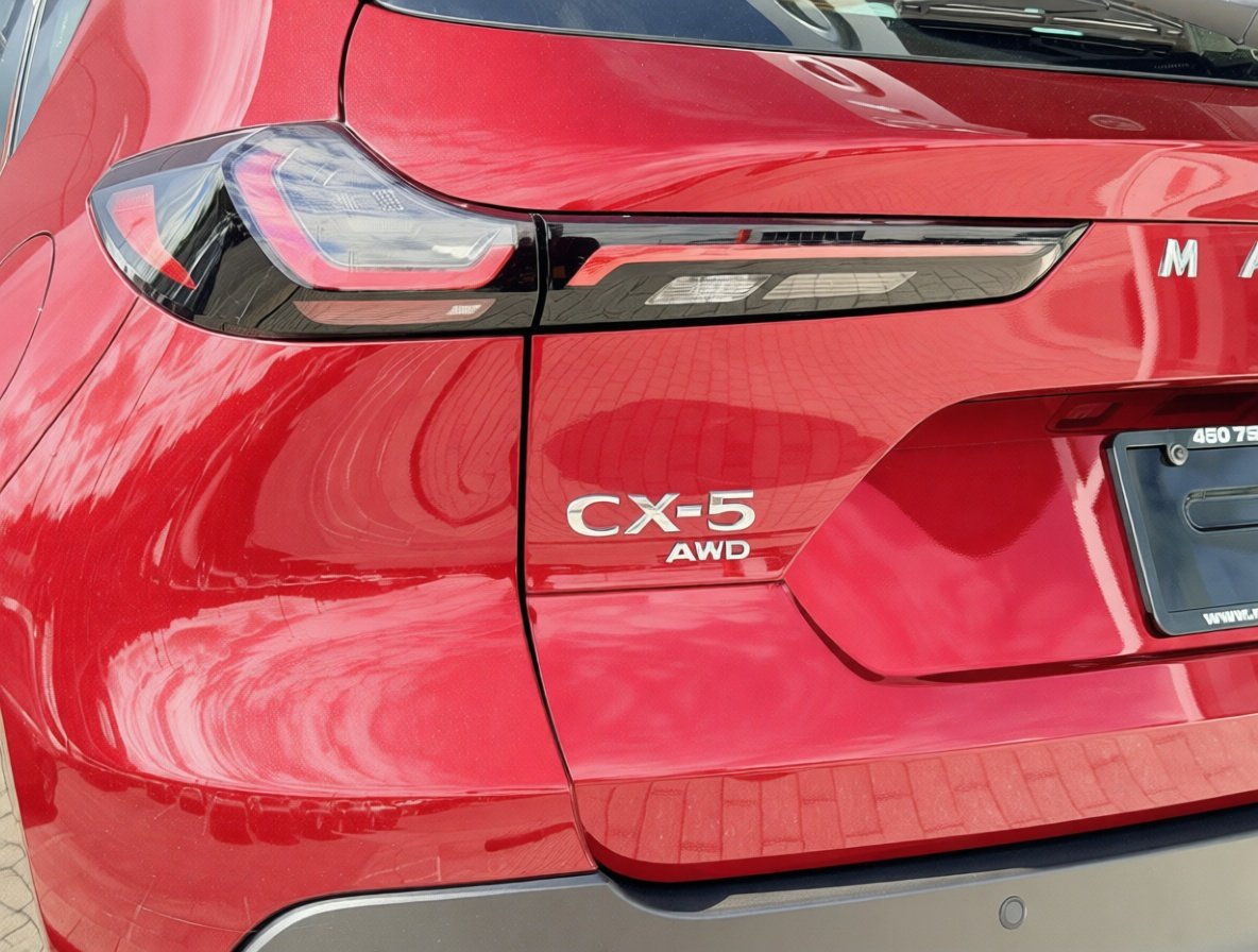 2026 MAZDA CX-5 Soul Red Crystal Metallic Notre-Dame-des-Prairies - photo #9