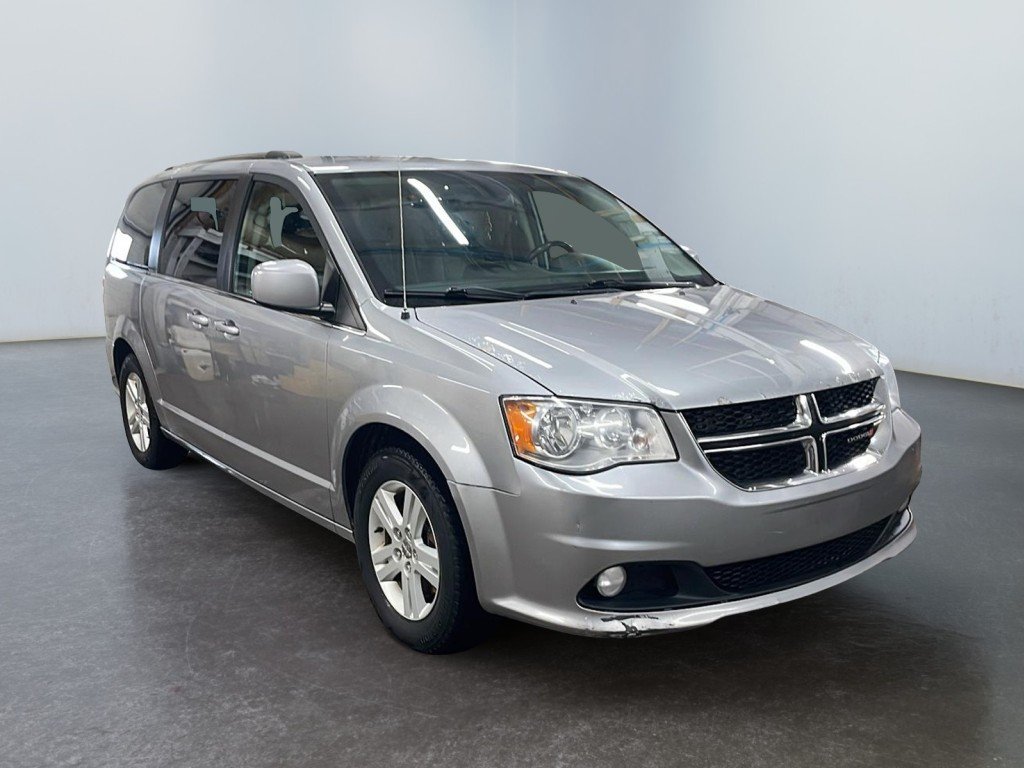 Dodge GRAND CARAVAN 2018 Gris Amos - photo #0