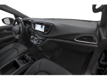 Chrysler Pacifica Hybrid 100e anniversaire