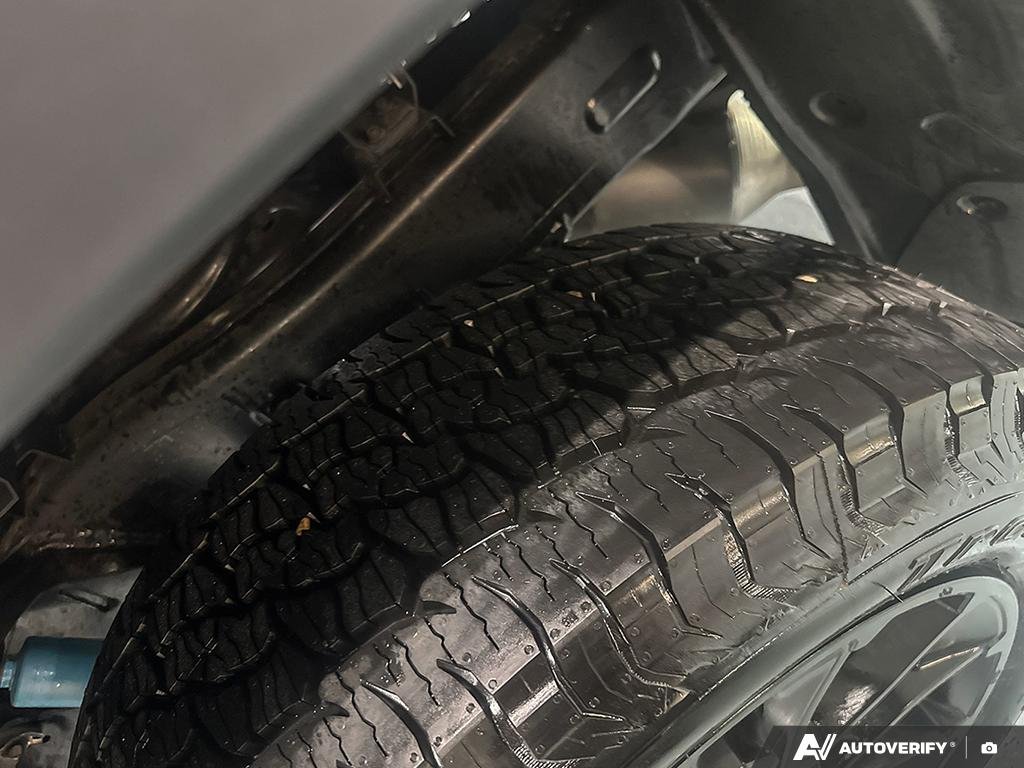 2025 Toyota Tundra S2500114 | Limited Wind Chill Pearl Edmonton - photo #6