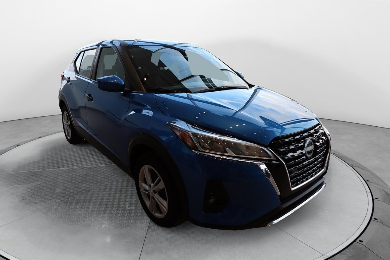 2023 Nissan Kicks VIN 3N1CP5BV8PL541179 Blue Chicoutimi - photo #1