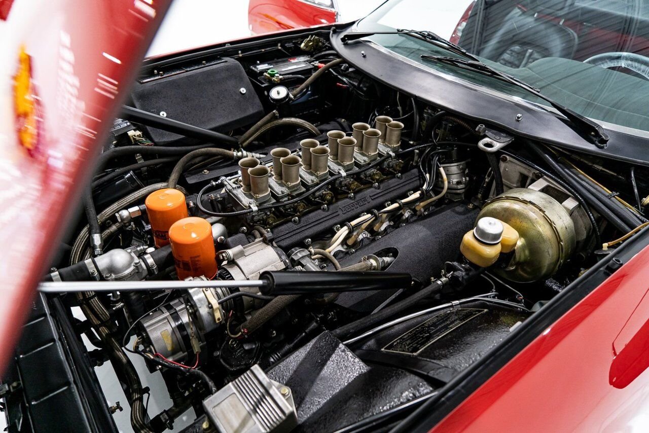 1973 Ferrari 365 GTB4 Daytona 18,301 miles With Orig Books/Tools/ Carbs / Filter Box Red Montreal - photo #28