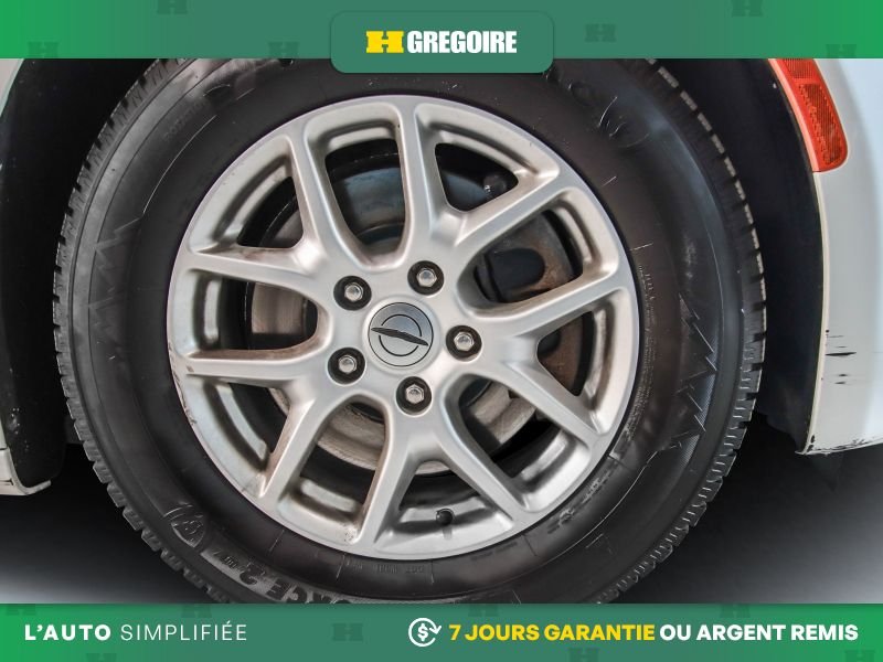 Chrysler Grand Caravan 2023 Blanc Saint-Eustache - photo #7