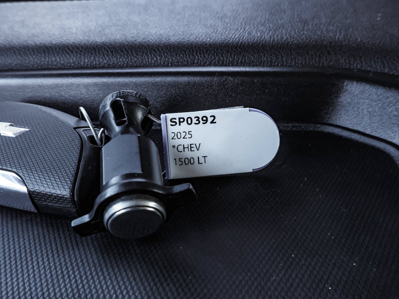2025 Chevrolet Silverado 1500 4WD Crew Cab 147 LT White Sherwood Park - photo #30
