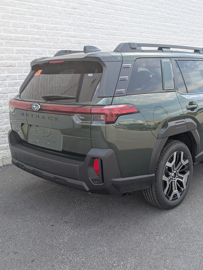 2026 SUBARU Outback PREMIER XT Deep Emerald Pearl Saint-Hyacinthe - photo #1