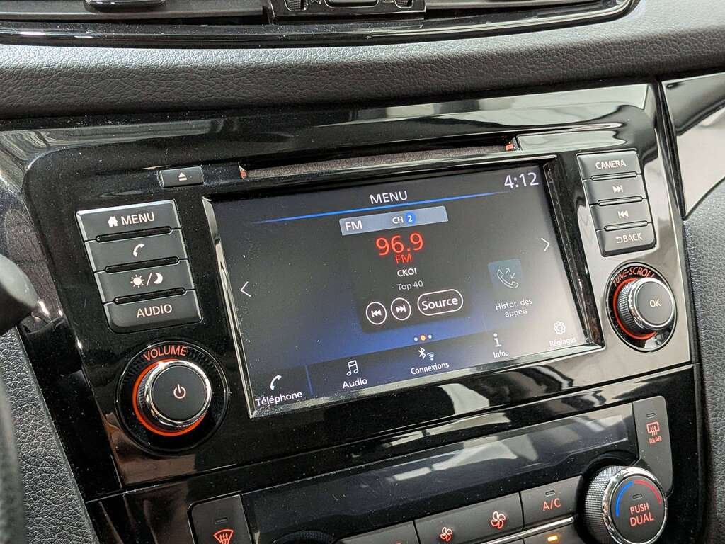 2021 Nissan Qashqai FWD SV CVT White Val-David - photo #19