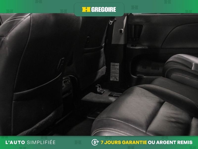 2020 Toyota Sienna White Blainville - photo #25