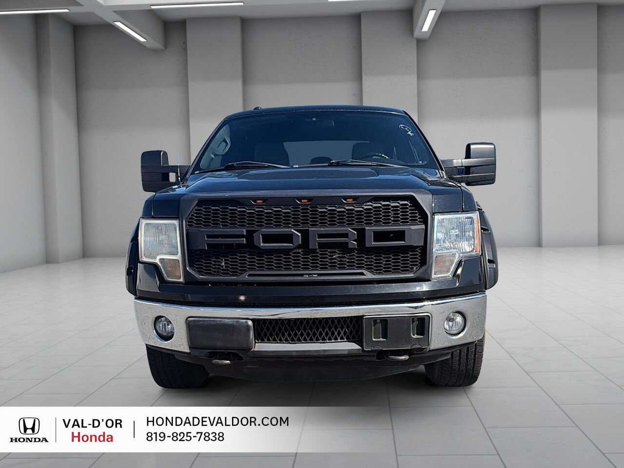 Ford F-150 XLT SuperCrew Cab 4RM 145 po 2012 Noir Val-d'Or - photo #1