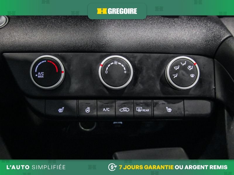 2021 Hyundai Elantra White Saint-Eustache - photo #18
