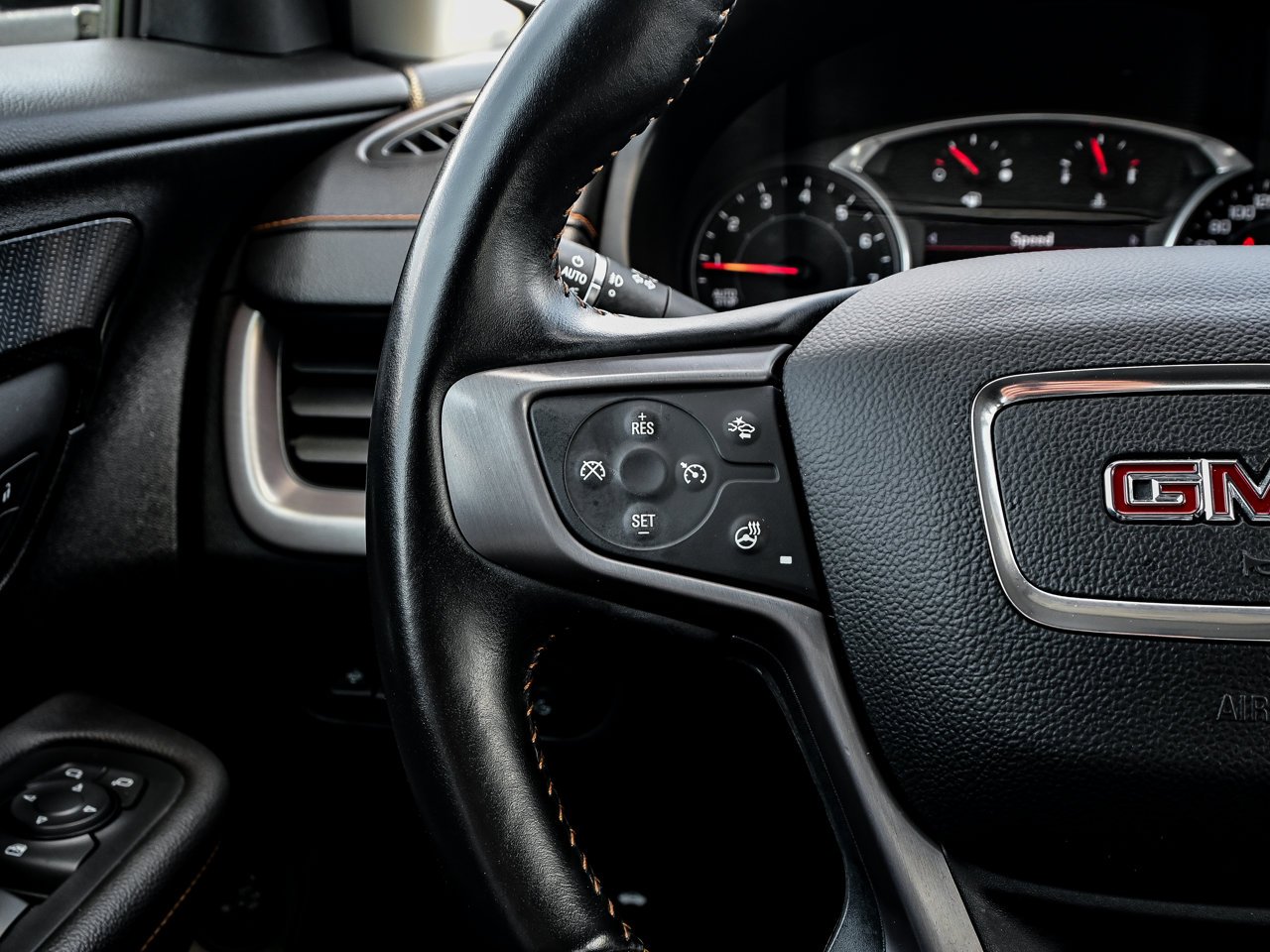 2022 GMC Terrain AWD 4dr AT4 Beige Sherwood Park - photo #23
