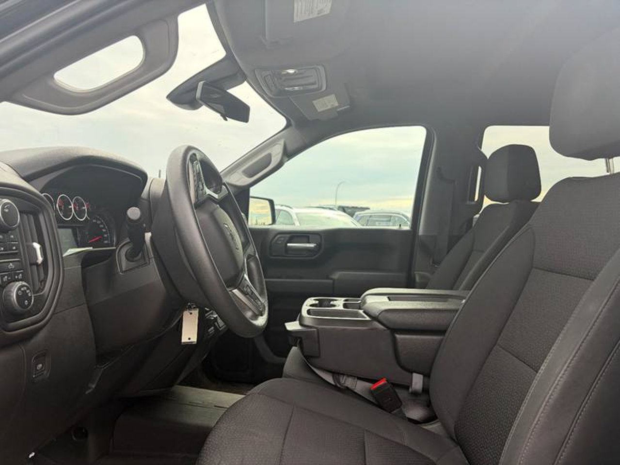 2021 Chevrolet Silverado 1500 4WD Crew Cab 147 Custom Trail Boss Black Sherwood Park - photo #5