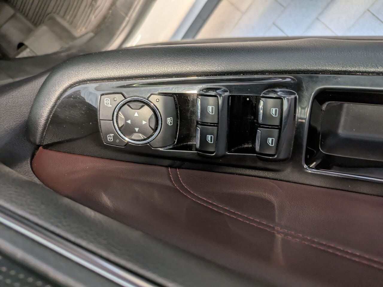 2020 Ford Edge White Gatineau - photo #5