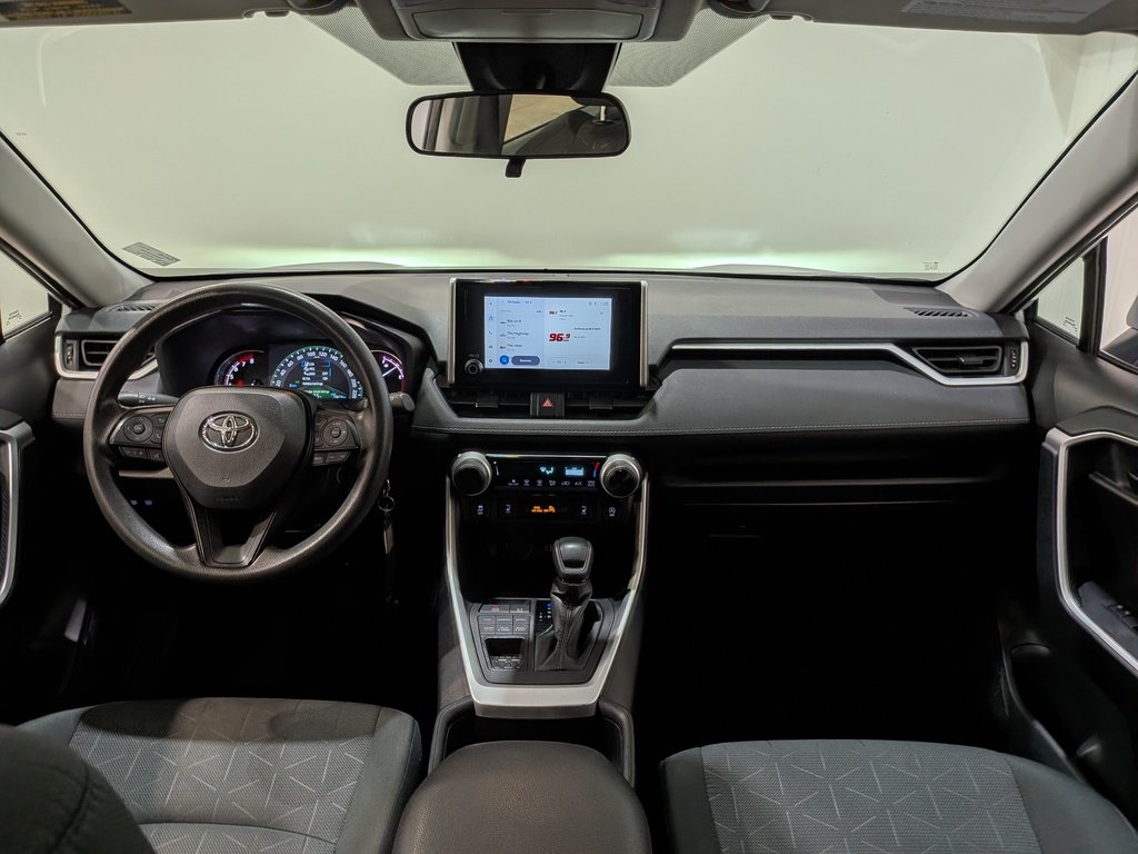 2024 Toyota RAV4 LE AWD White Val-David - photo #11