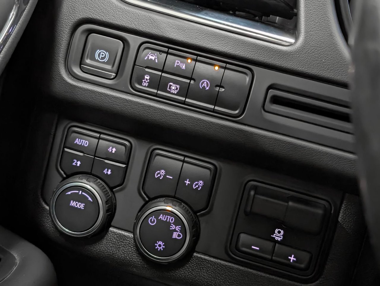 2023 Chevrolet Tahoe RST Saint-Eustache - photo #28