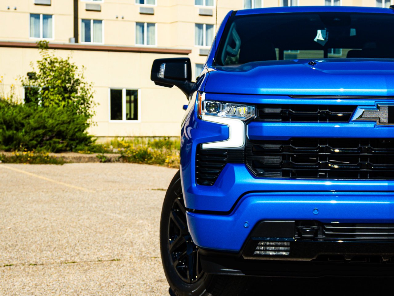 2026 Chevrolet Silverado 1500 4WD Crew Cab 147 RST Blue Sherwood Park - photo #5