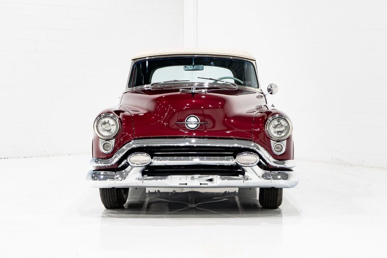 1953 Oldsmobile 98 PRIX EN USD | Convertible Beautifully Presented from complete Restoration Red Montreal - photo #95