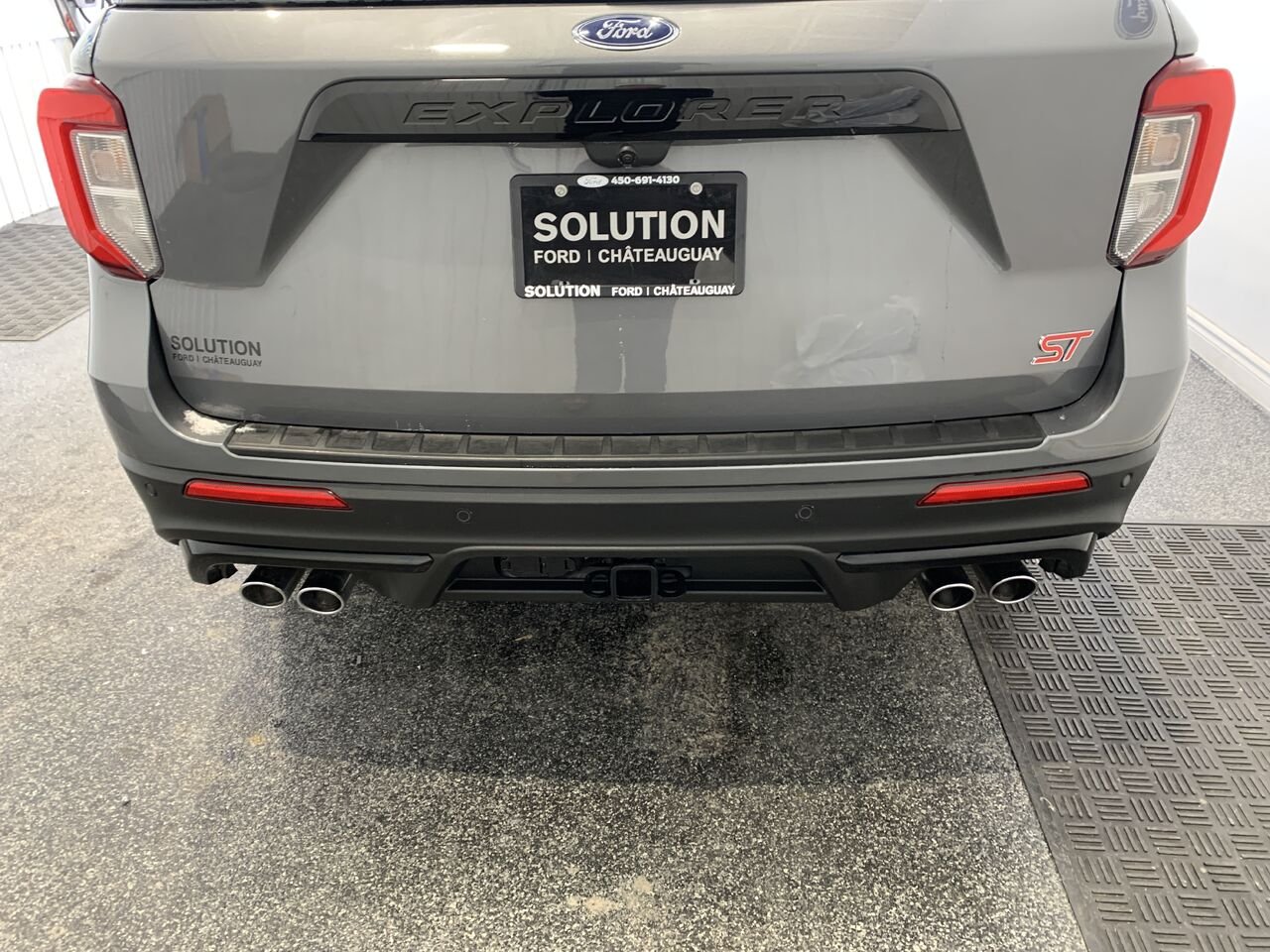 Ford Explorer ST EXPLORER ST 4WD 2024 Gris Châteauguay - photo #9