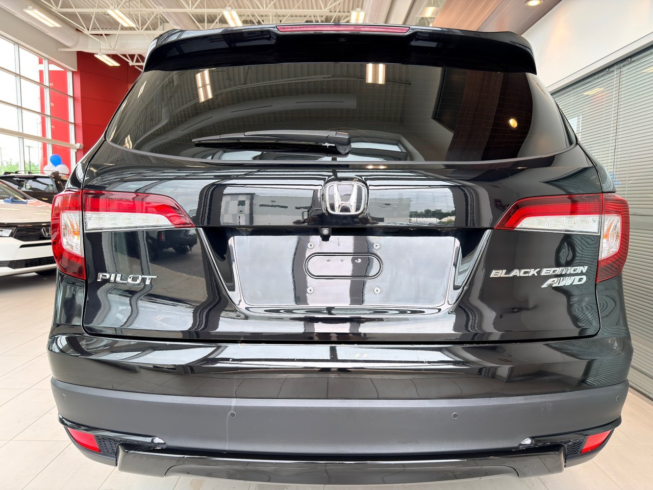 2019 Honda Pilot Black Notre-Dame-des-Prairies - photo #10
